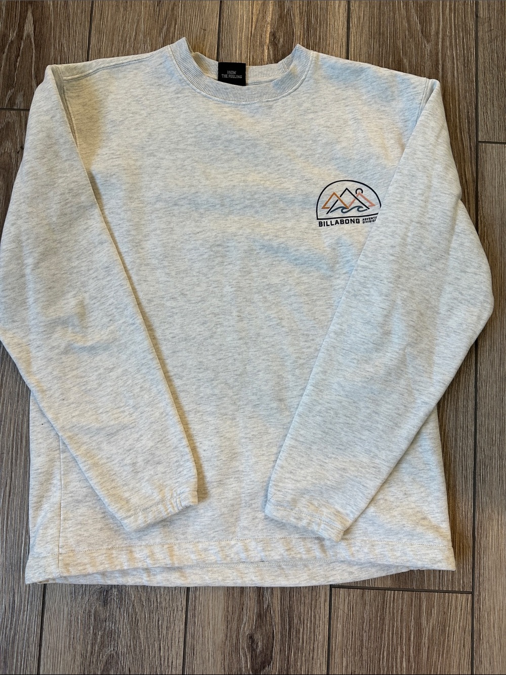 Billabong Light Gray Heather Crewneck with Mountain Logo Mens Size M Excellent
